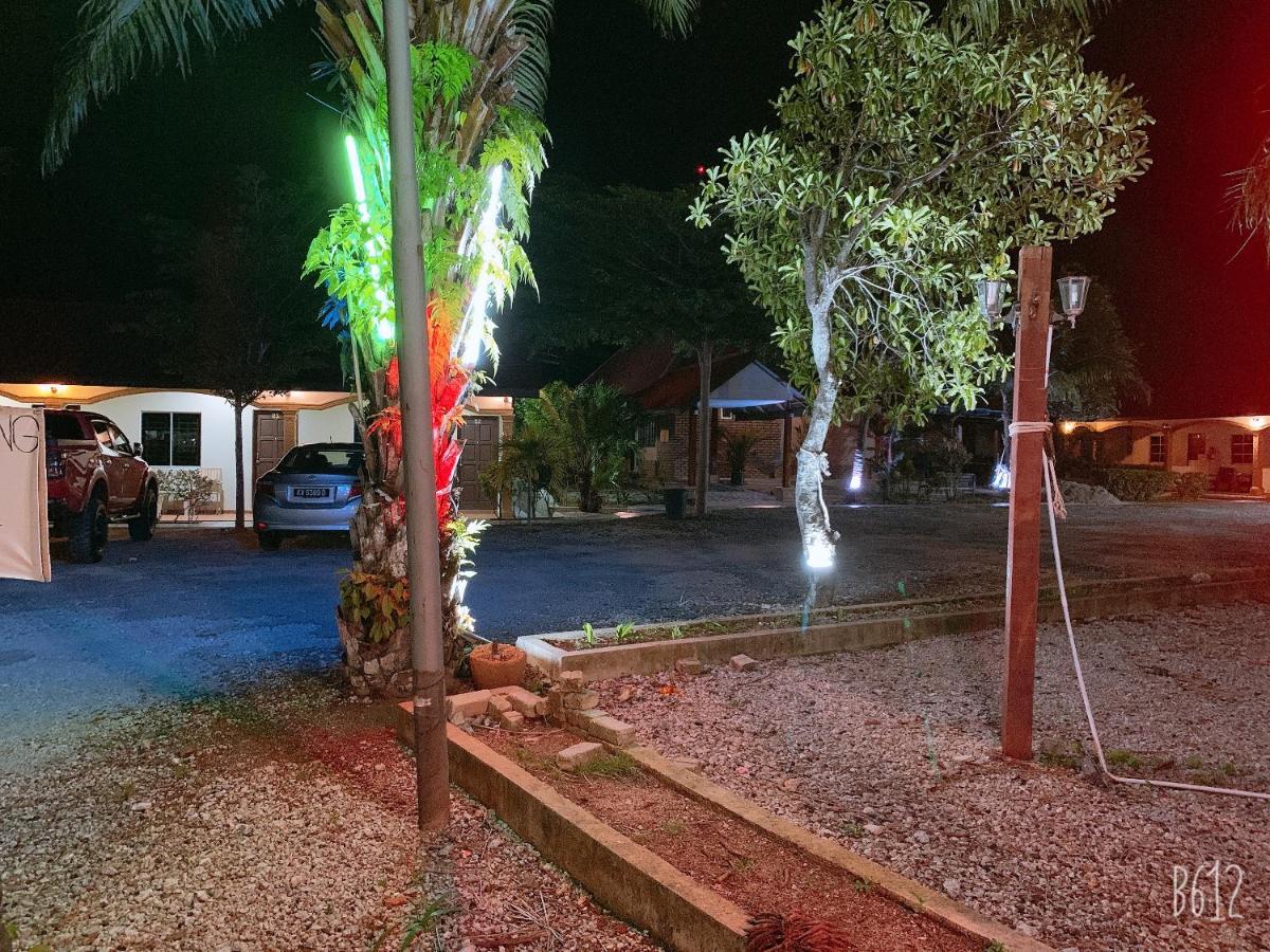 Dhania Cenang Beach Motel Pantai Cenang  Eksteriør bilde