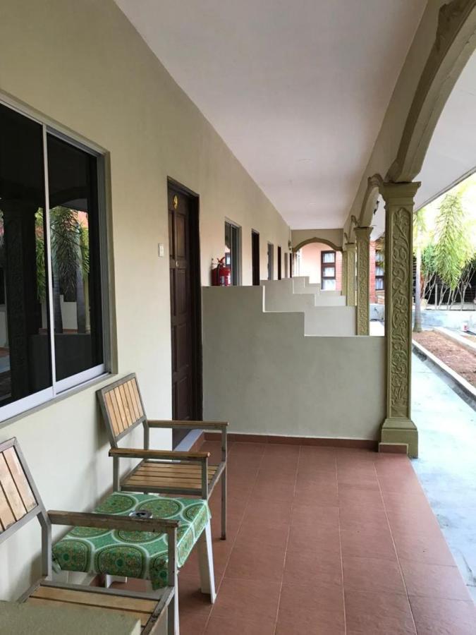 Dhania Cenang Beach Motel Pantai Cenang  Eksteriør bilde