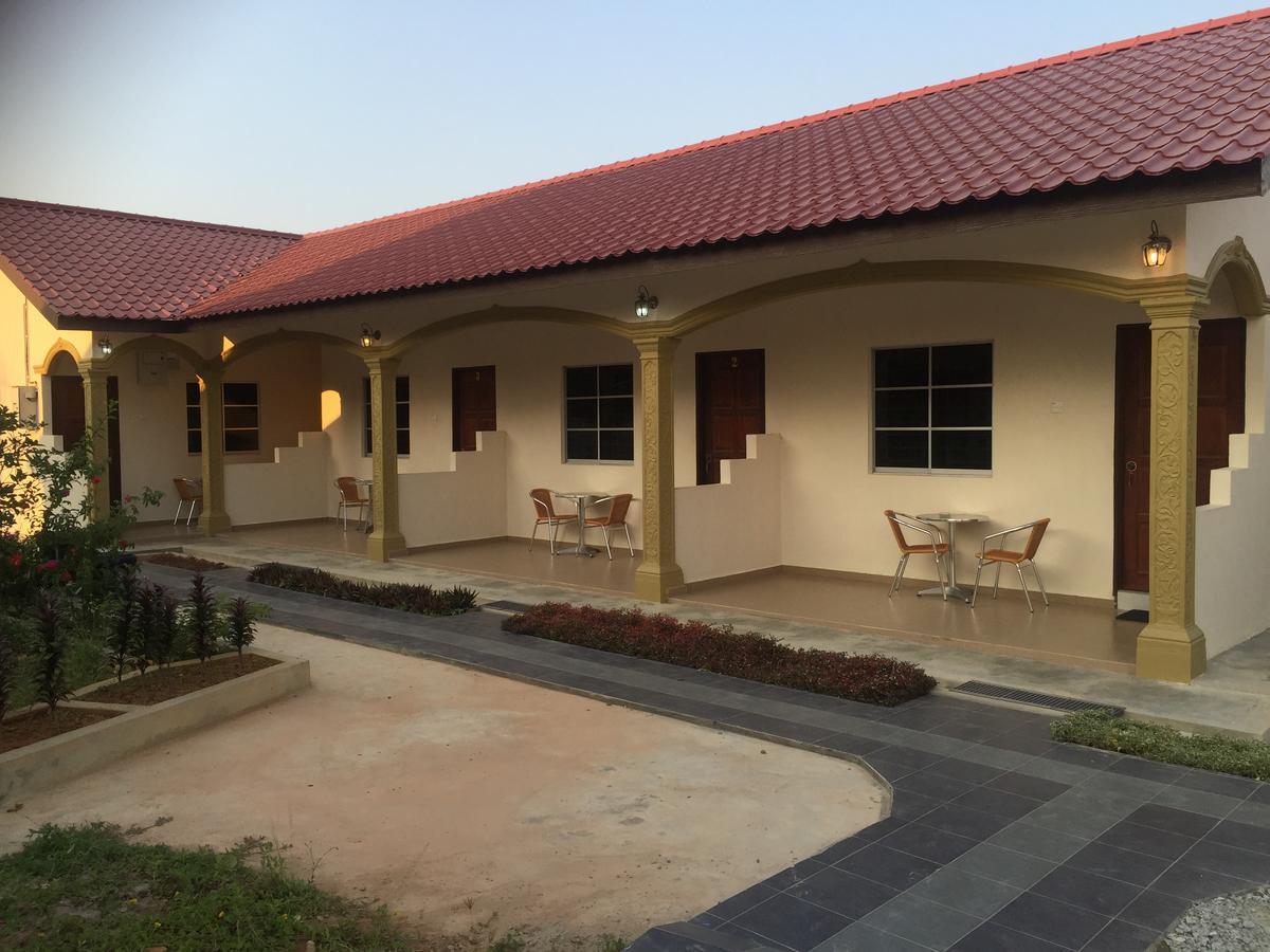 Dhania Cenang Beach Motel Pantai Cenang  Eksteriør bilde