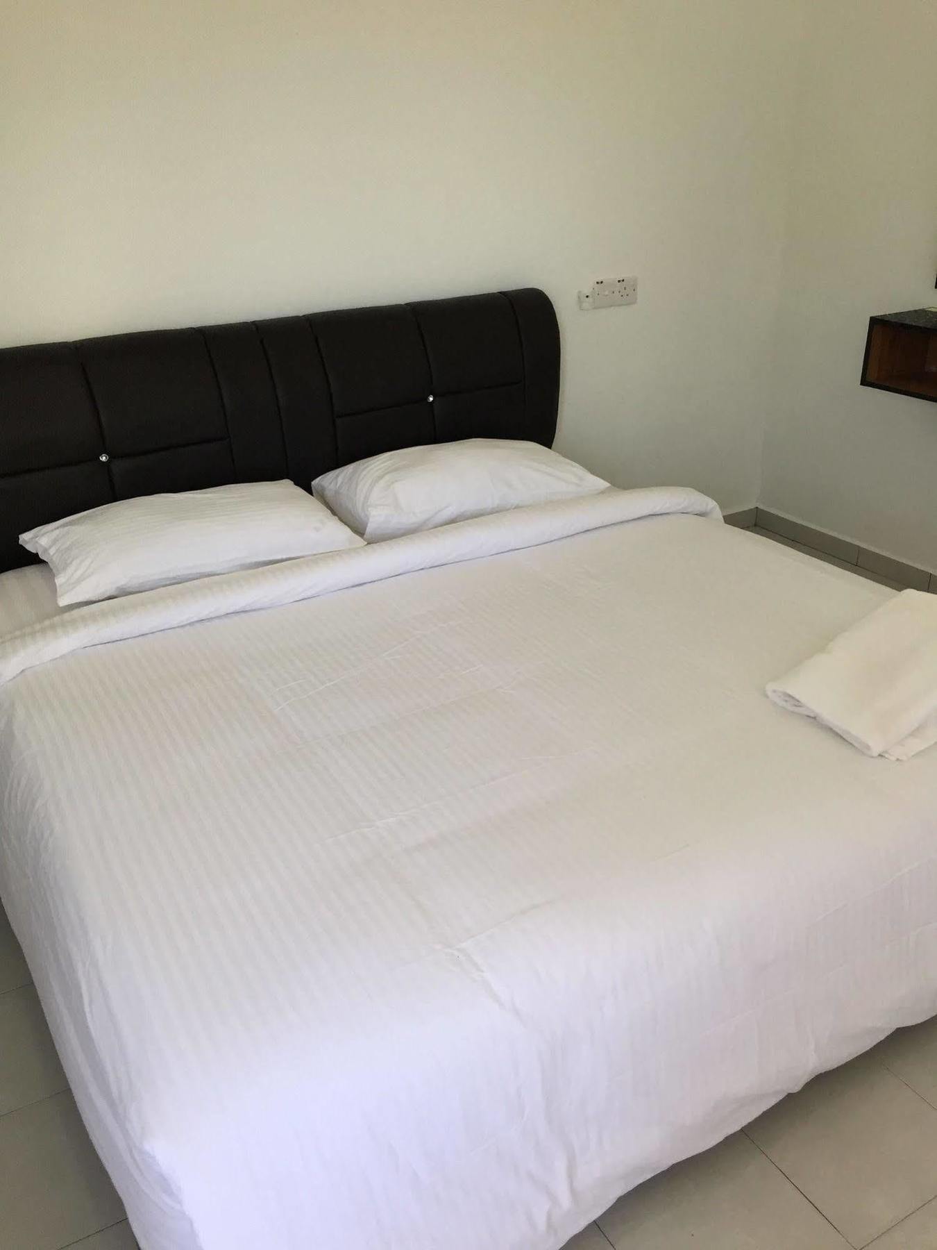 Dhania Cenang Beach Motel Pantai Cenang  Eksteriør bilde